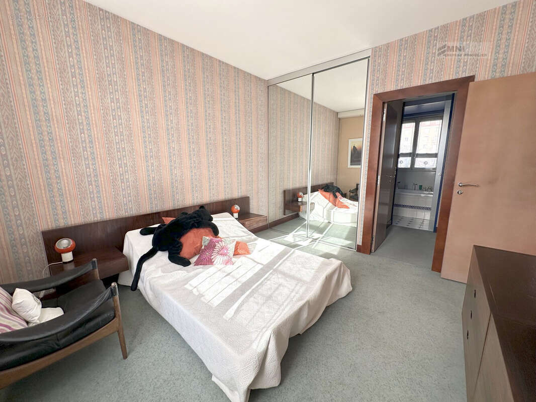 Maison à CHOISY-LE-ROI