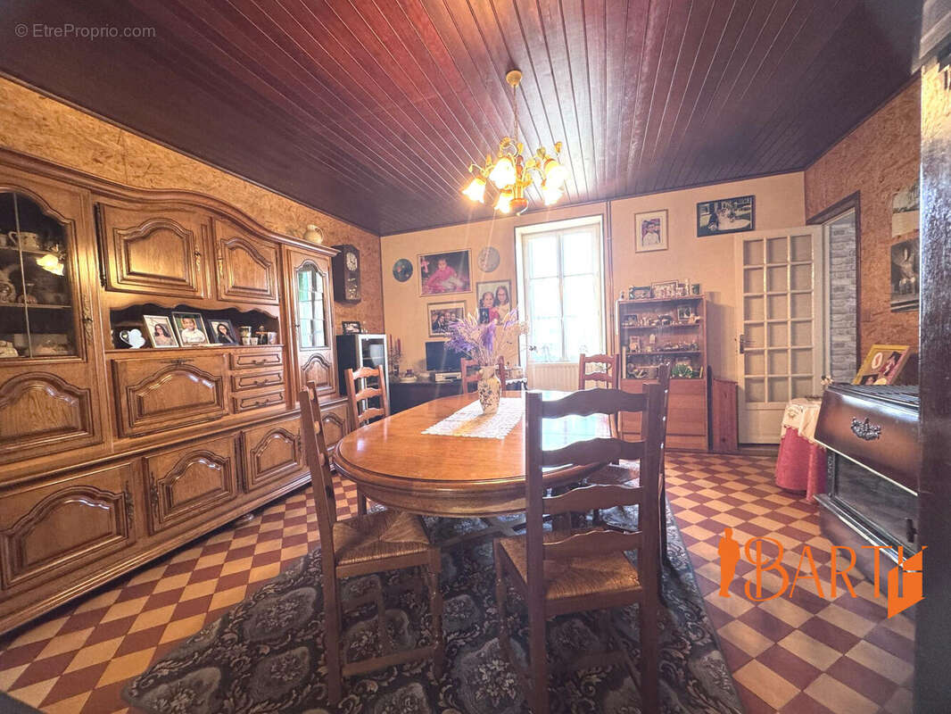 Maison à CROSSES