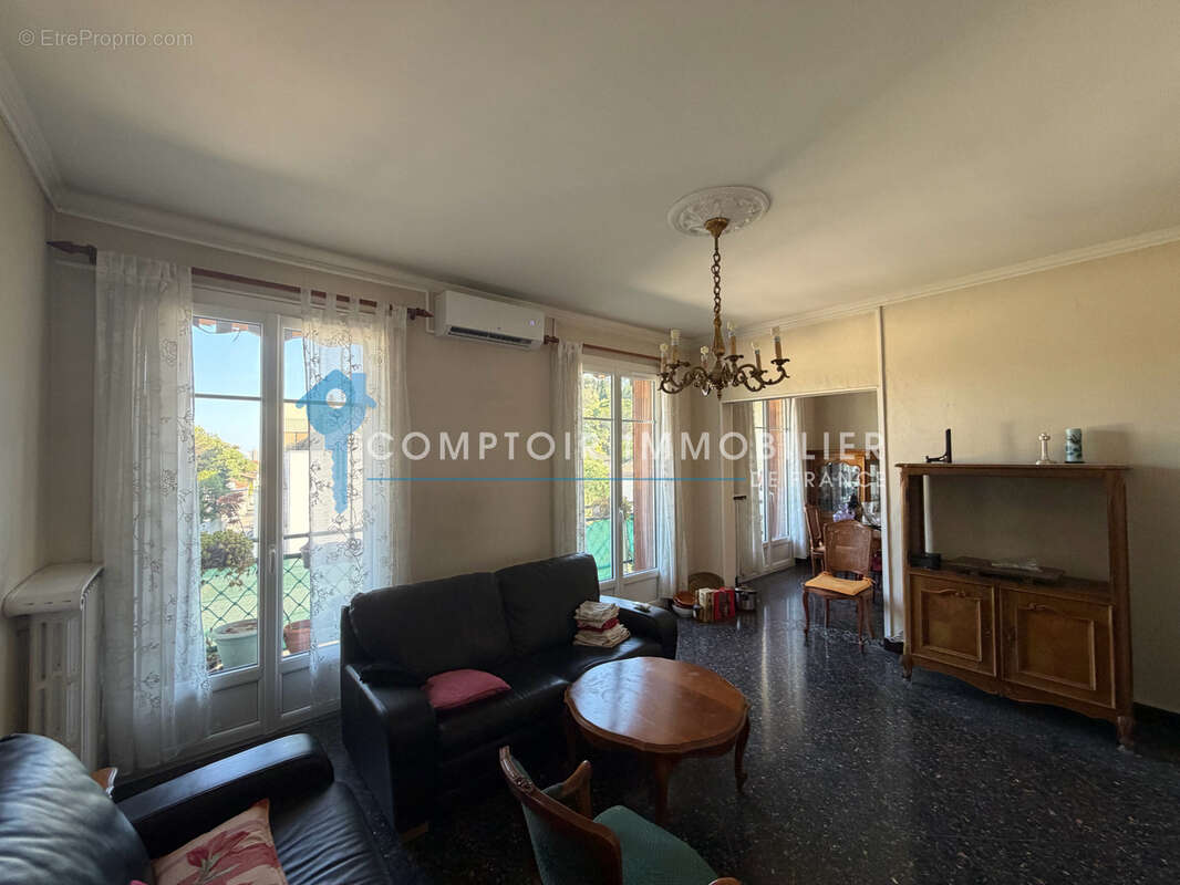 Appartement à NIMES