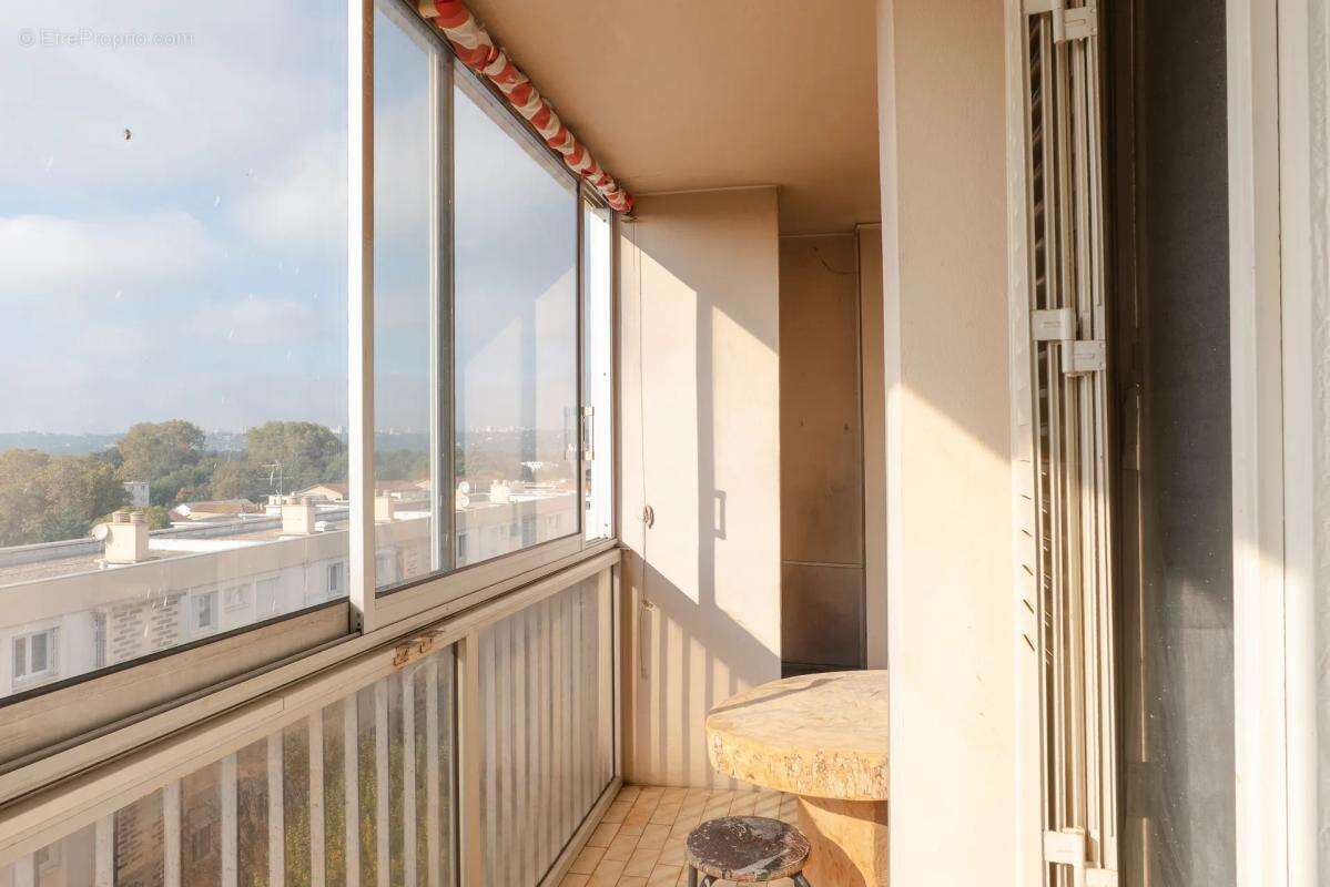 Appartement à VAULX-EN-VELIN