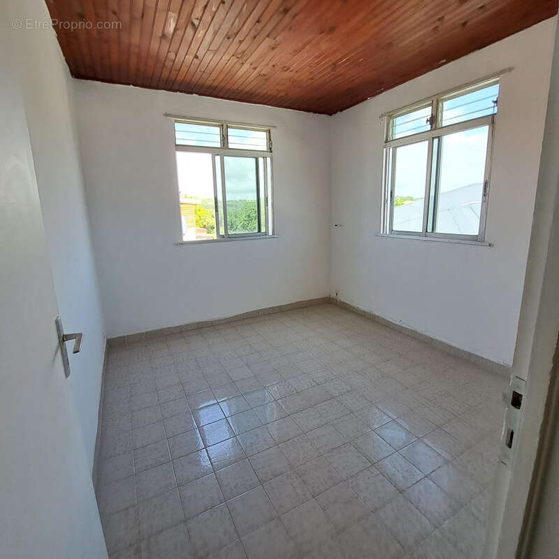 Appartement à LE GOSIER