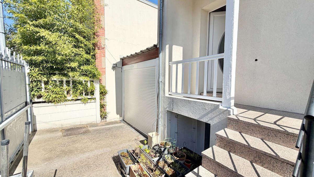 Maison 3 pièces 66 m² entièrement rénové Garage, cheminée - photo 8