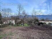 Terrain à LA TERRASSE