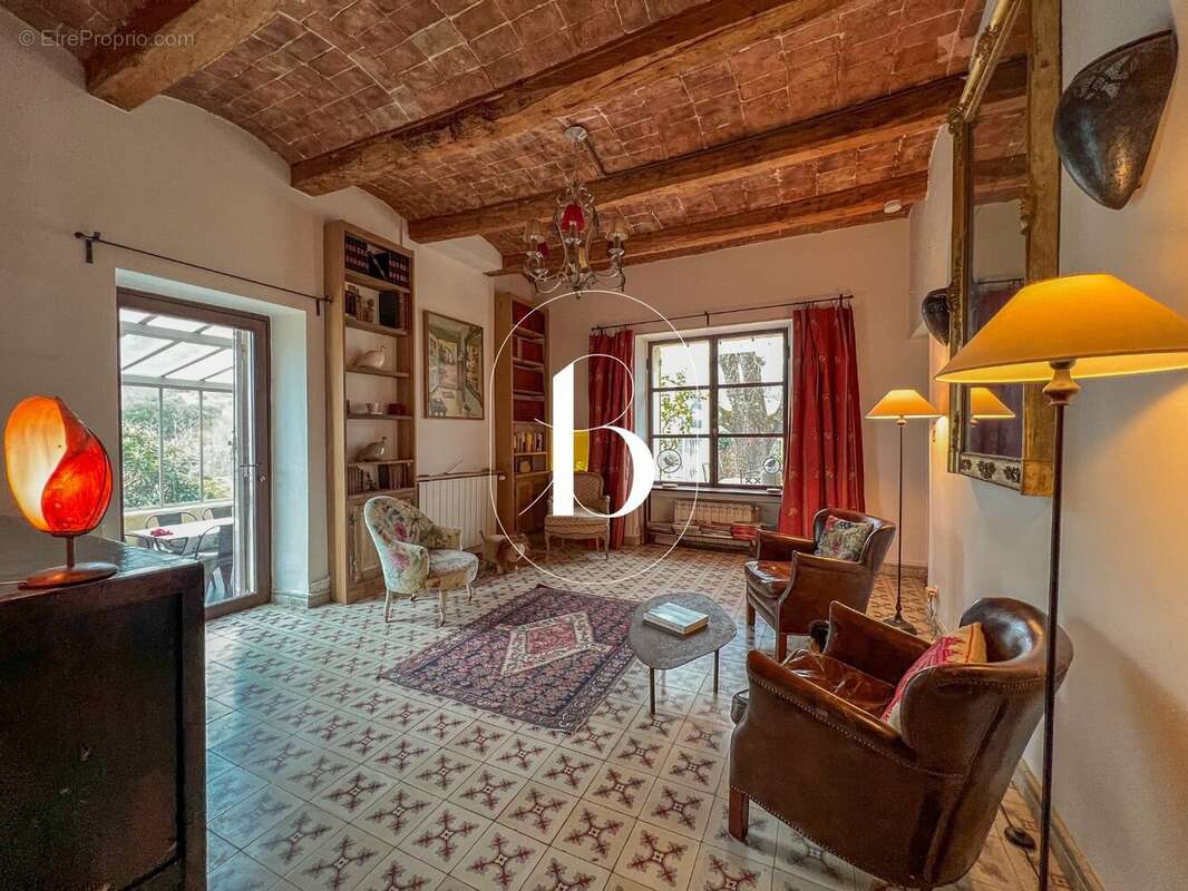 Maison à GOUDARGUES