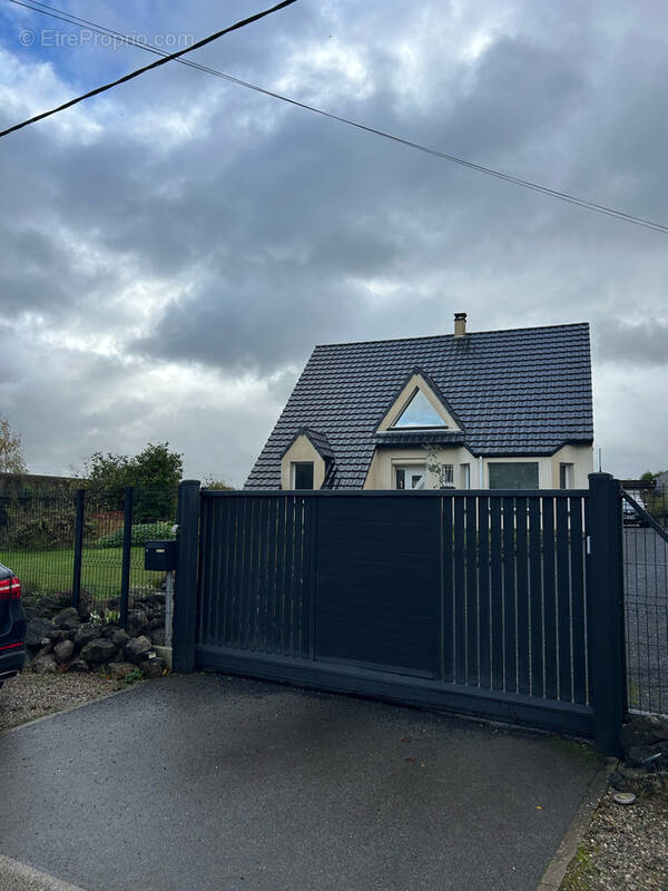 Maison à BRUAY-LA-BUISSIERE