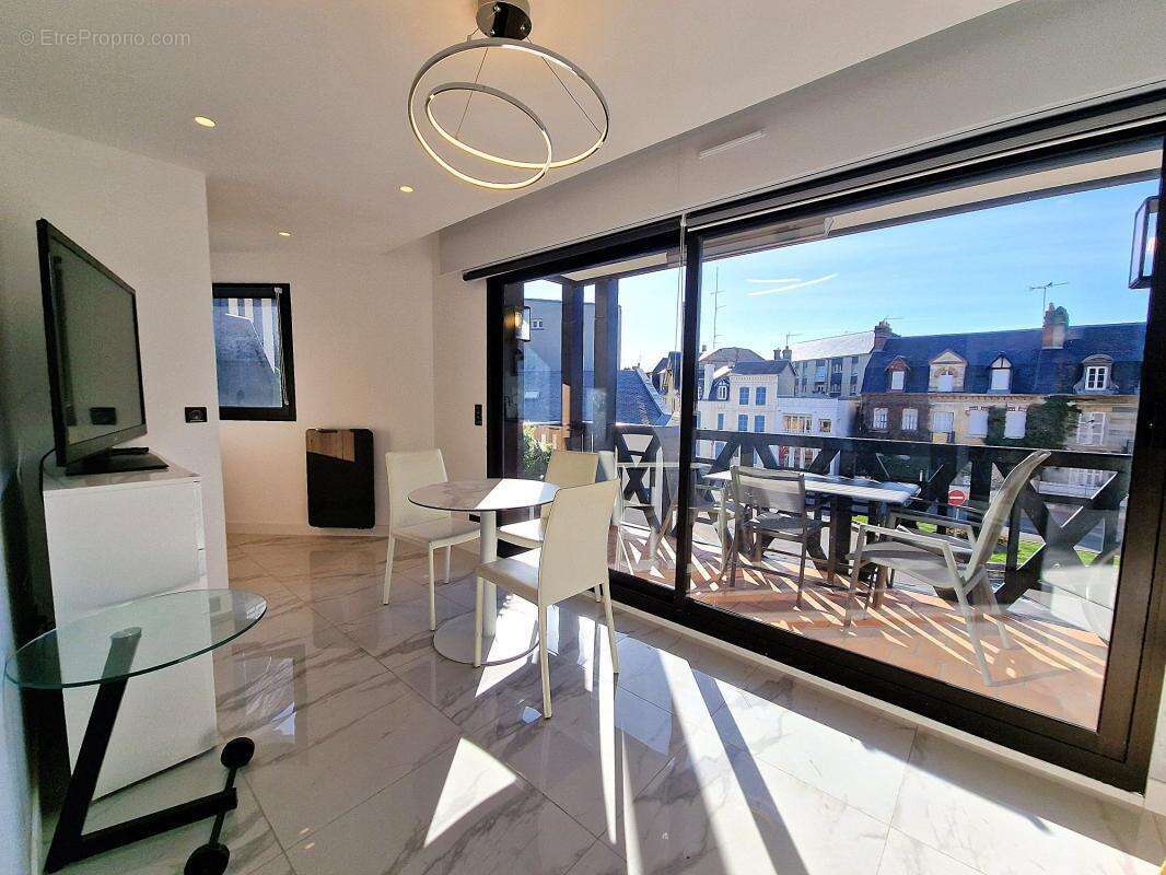 Appartement à DEAUVILLE