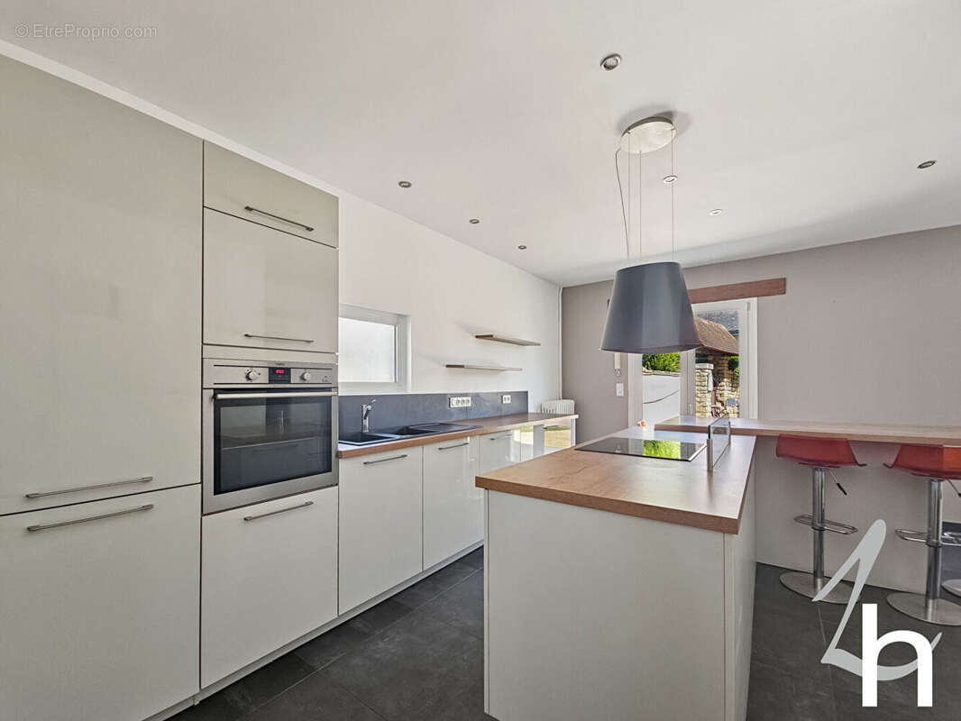 Maison à FONTENAY-LE-PESNEL