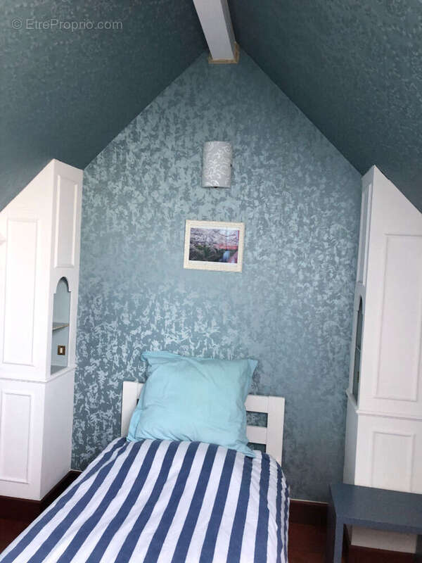 Appartement à BUC