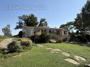 Maison à LA TESSOUALLE