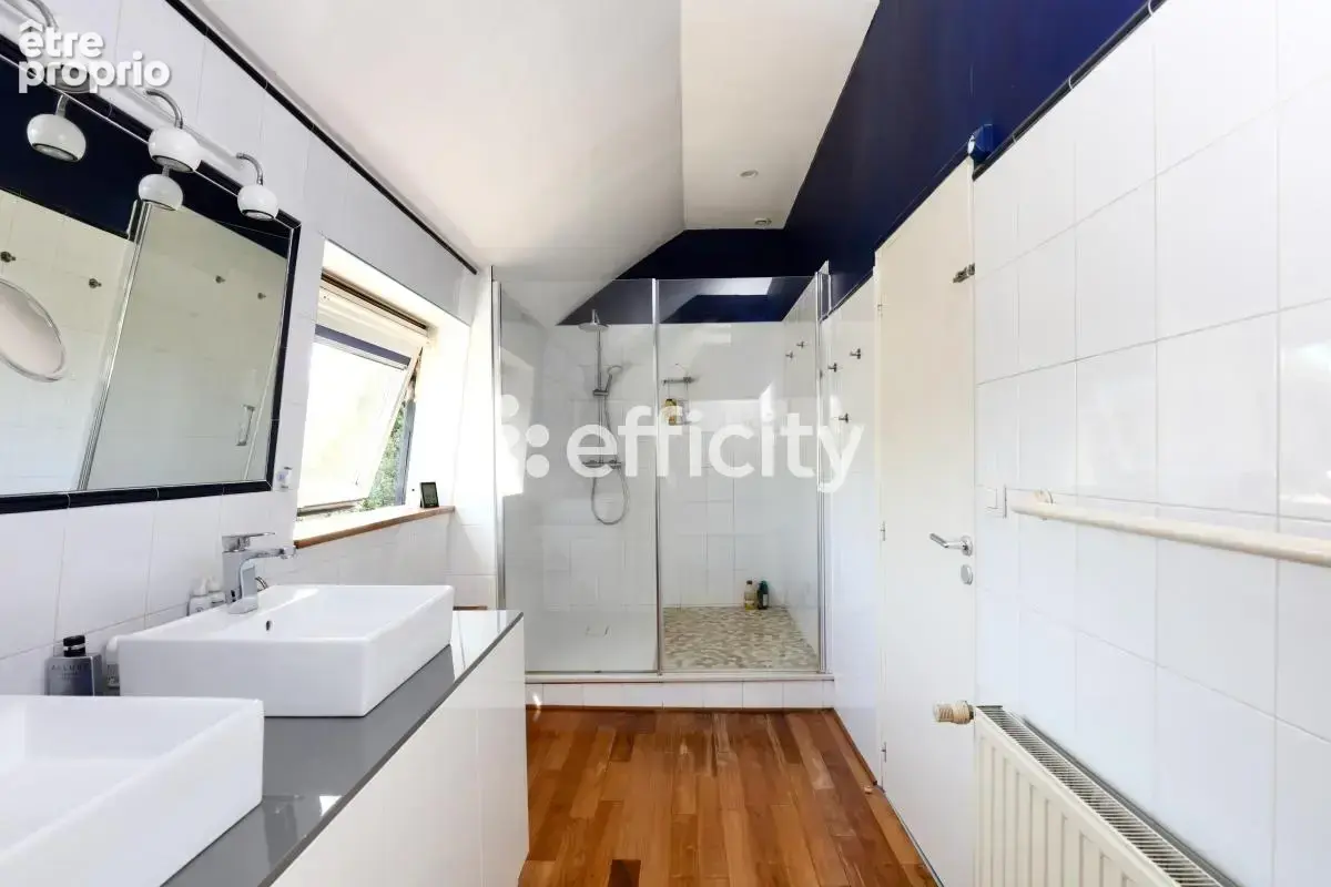 Maison 227 m² à Marcq-En-Baroeul  - photo 9