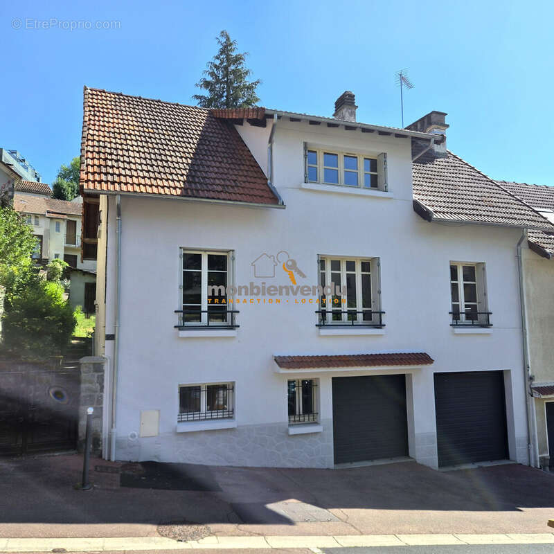 Maison 130 m² à Aurillac  - photo 4