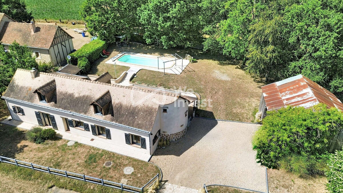 Maison à CLERMONT-CREANS
