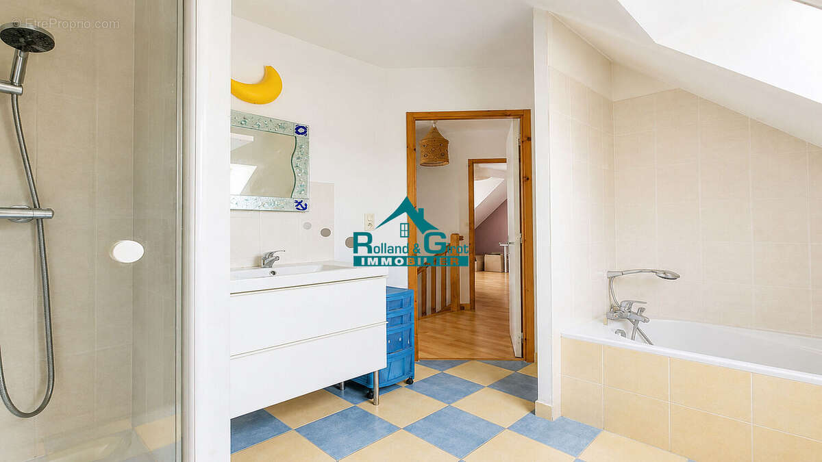 Maison à BALAZE