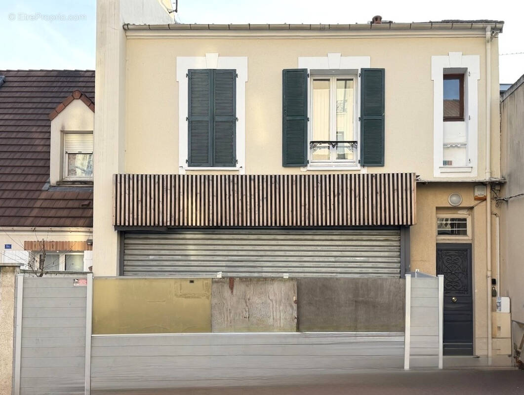 Appartement à NANTERRE