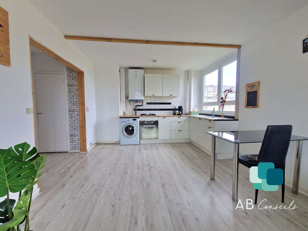 Appartement à SOTTEVILLE-LES-ROUEN