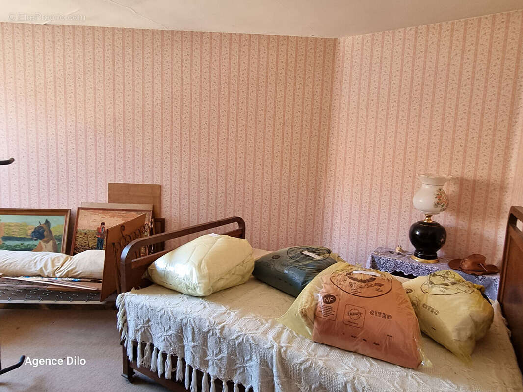 Maison à NEUVY-SAUTOUR