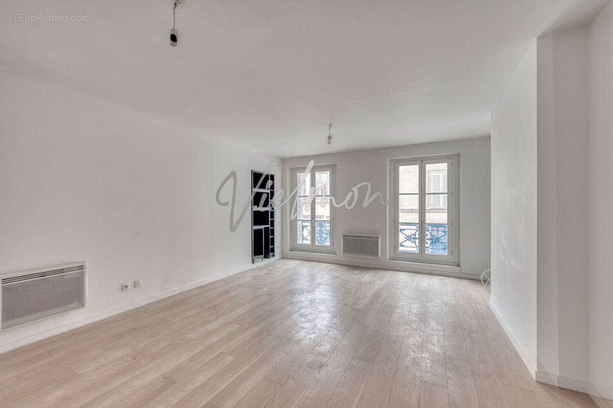 Appartement à VERSAILLES