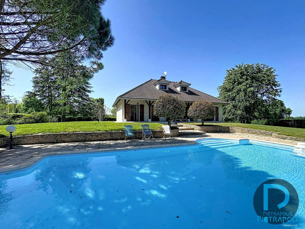 Maison à SAINT-JULIEN-SUR-VEYLE