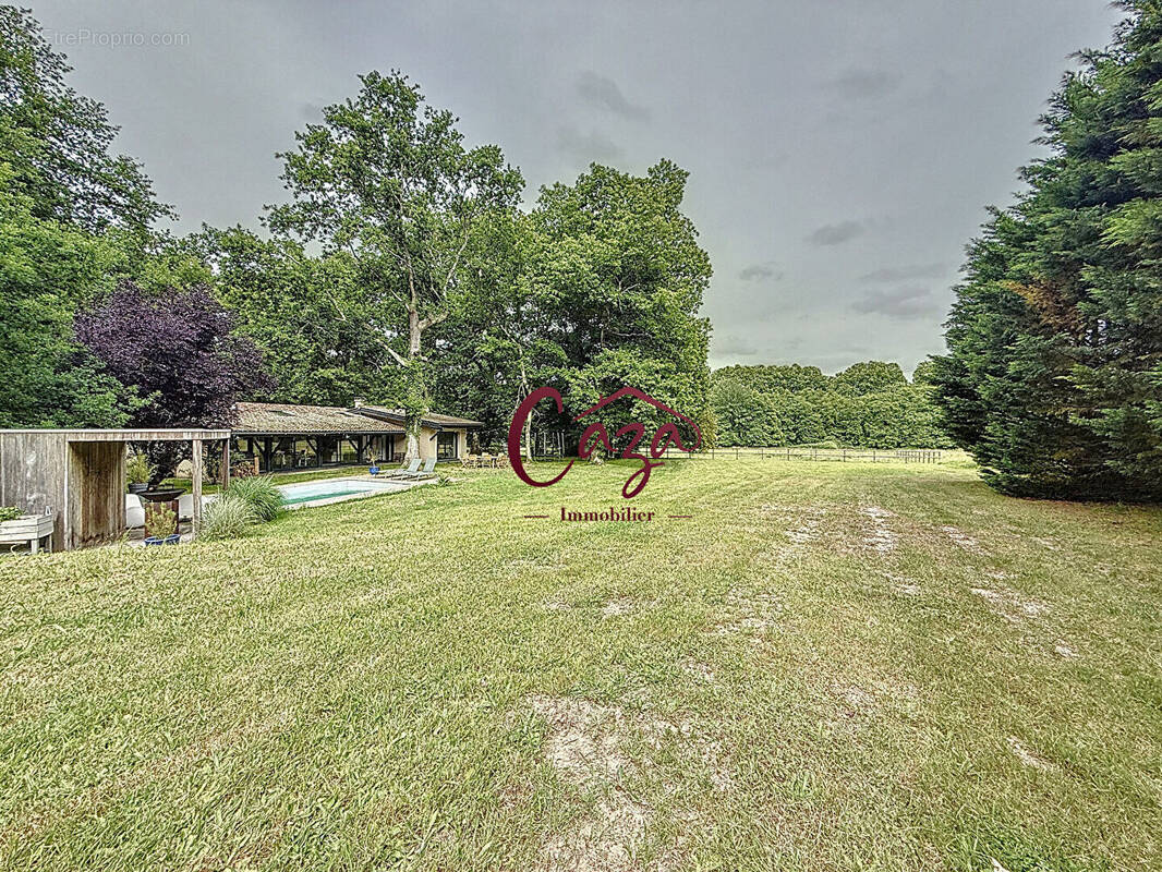 Maison à SAINT-SULPICE-ET-CAMEYRAC