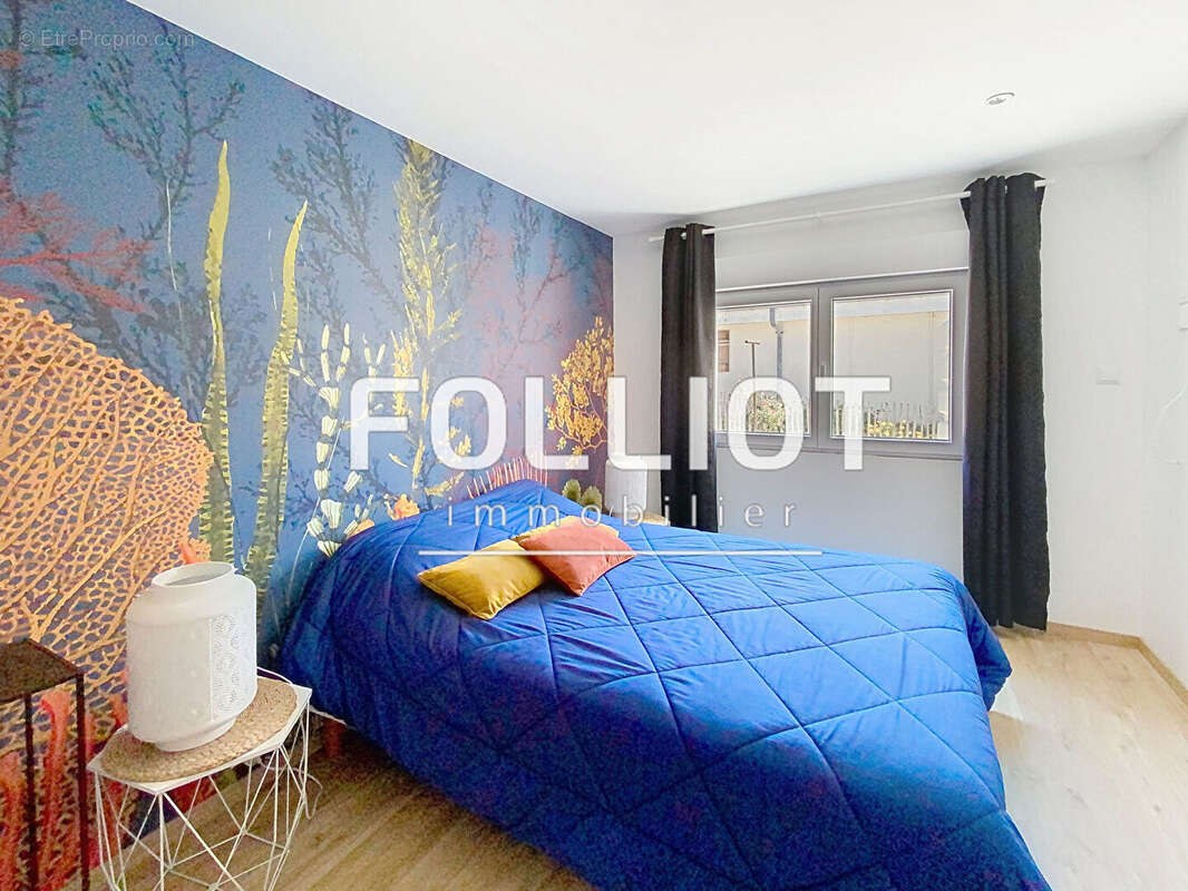 Maison à SAINTE-MARIE-DU-MONT