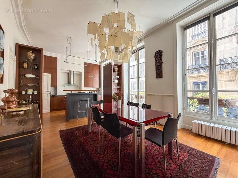 Appartement à vendre 7 pièces PARIS 8EME ARRONDISSEMENT (75) - photo 2