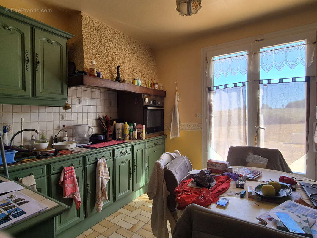 Maison 4 chambres de 129 m2 à Sévérac sur 4486 m2 de terrain. - photo 5