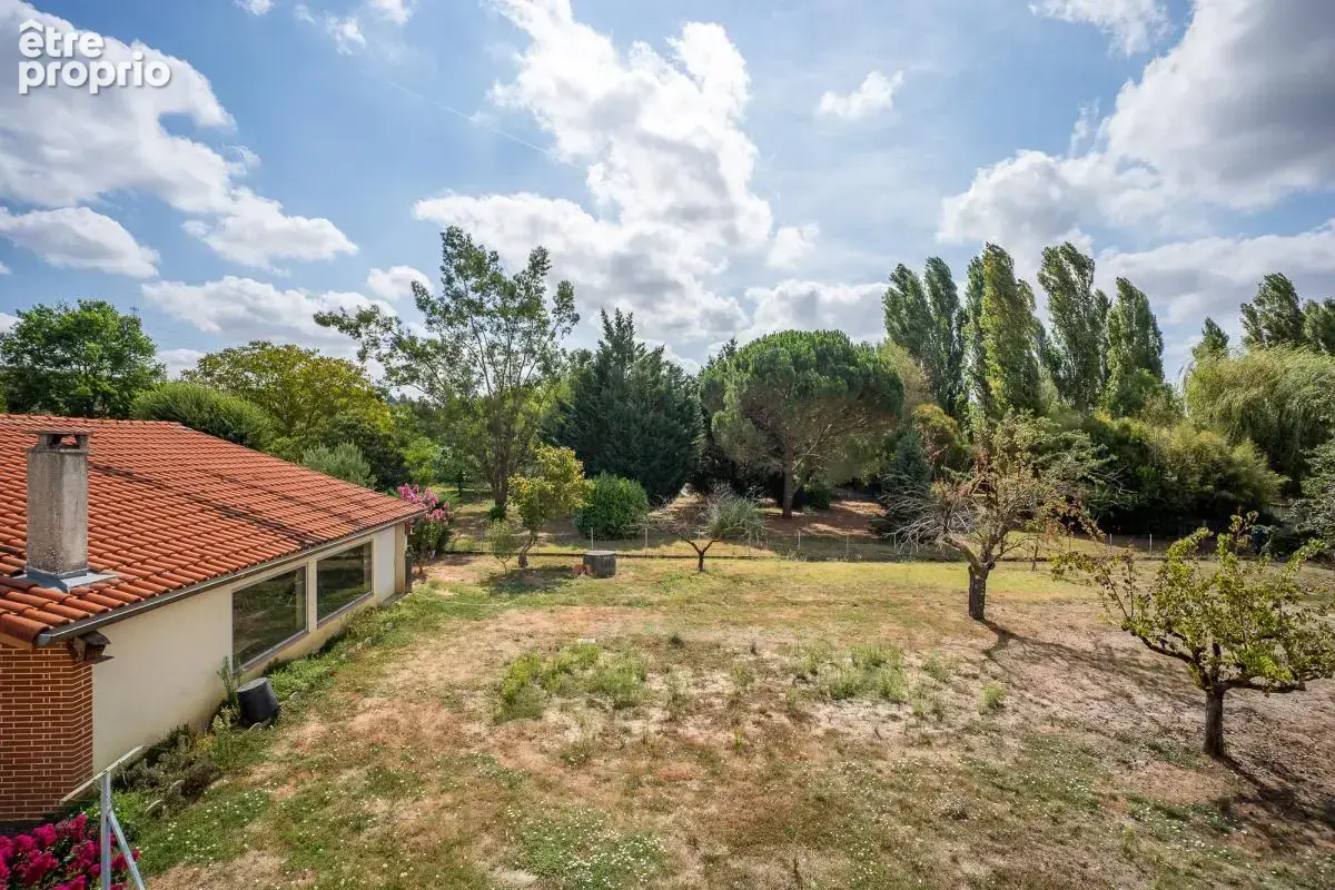 Maison 132 m² à Sainte-Foy-D'aigrefeuille  - photo 4