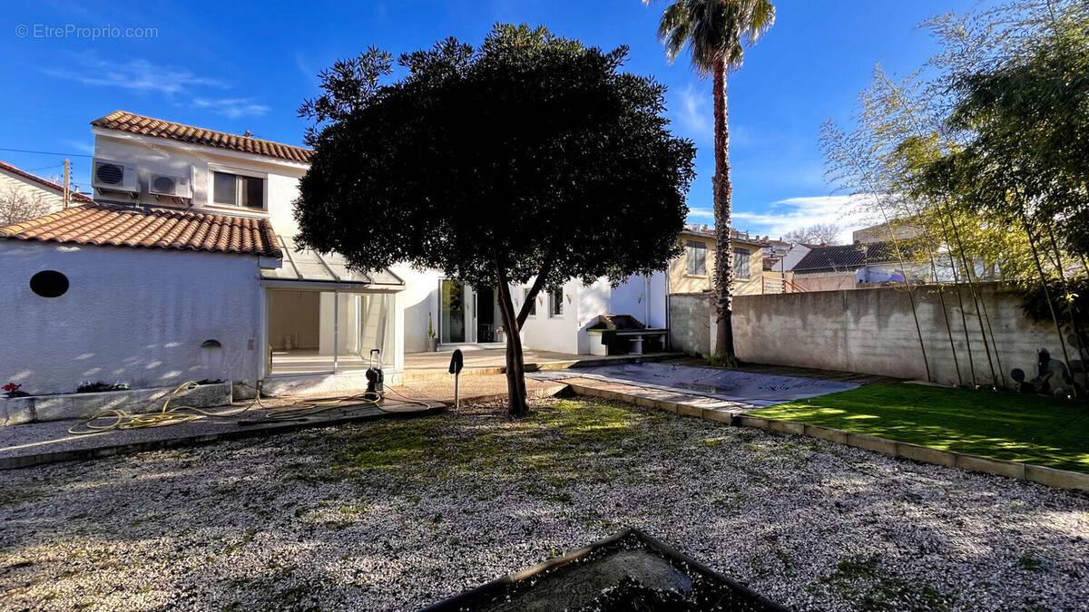 Maison à BEZIERS
