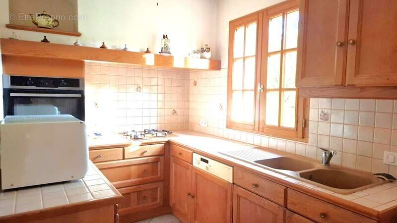 Maison à FEUCHEROLLES