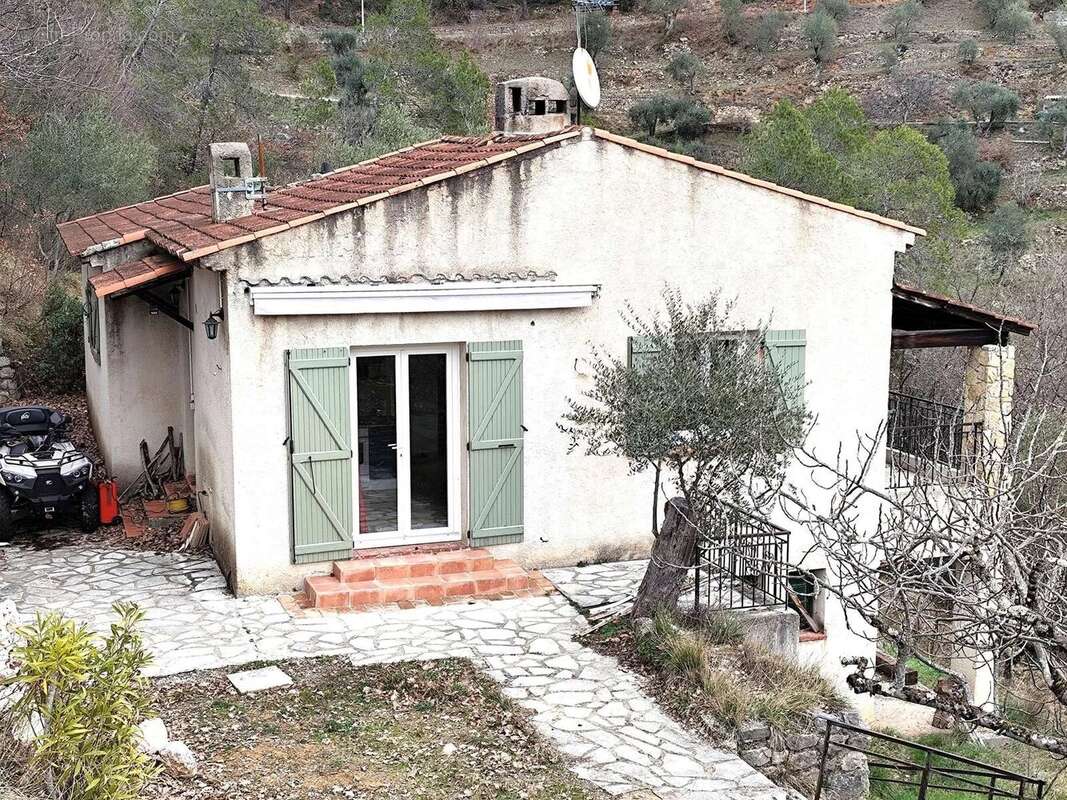 Maison à ROQUESTERON