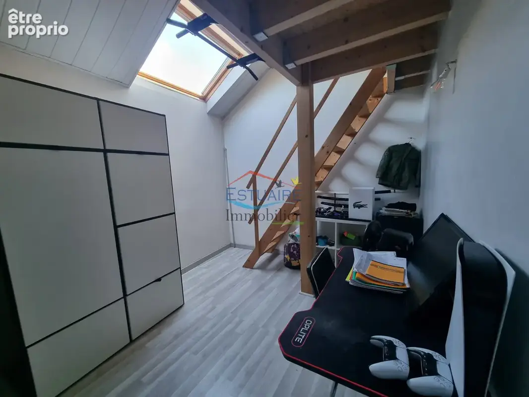 Maison 90 m² à Saint-Etienne-De-Montluc  - photo 7