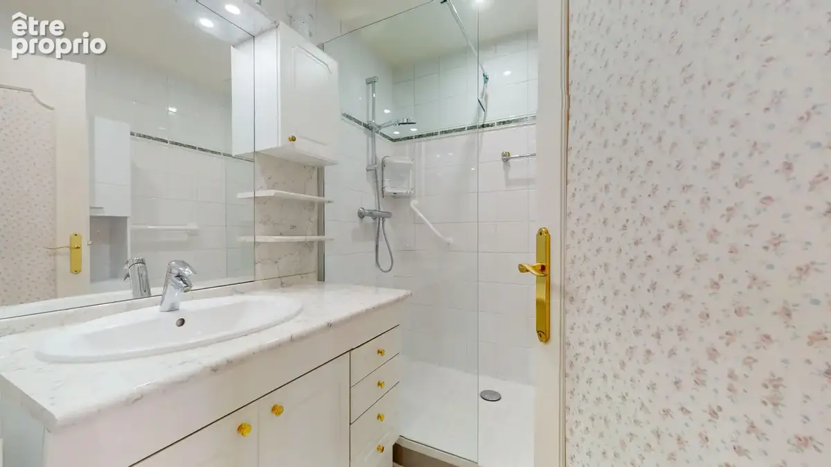 Exclusivite thiais - centre ville - appartement 5 pieces - cave - parking - balcon - photo 14