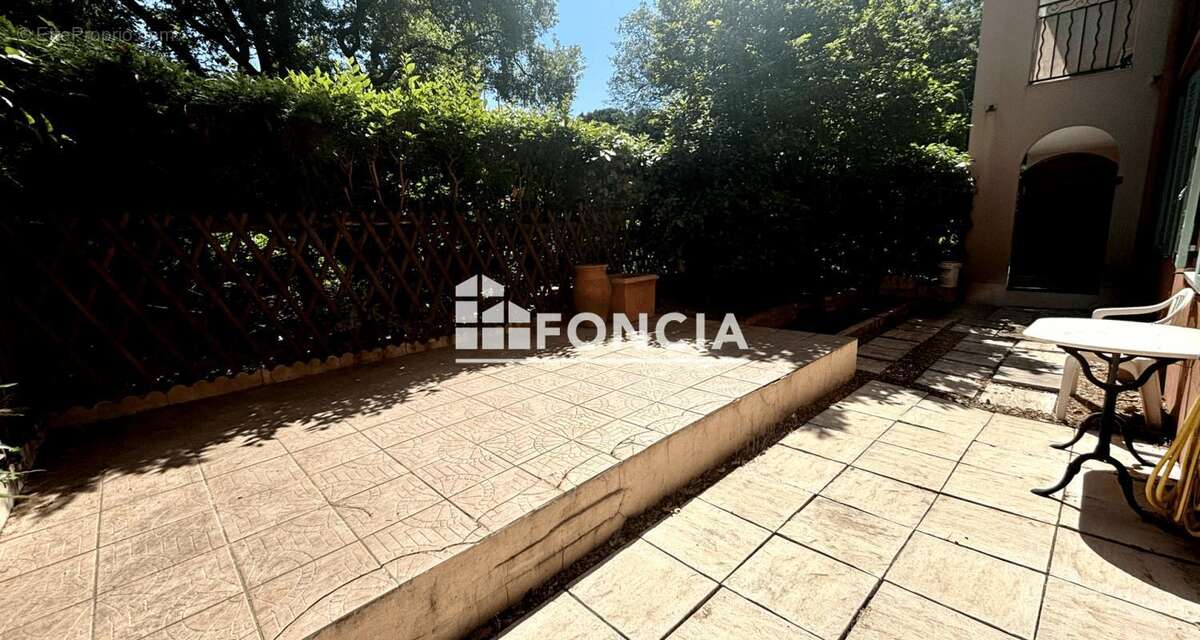 Appartement à FREJUS