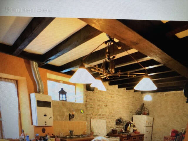 Maison à NOYERS