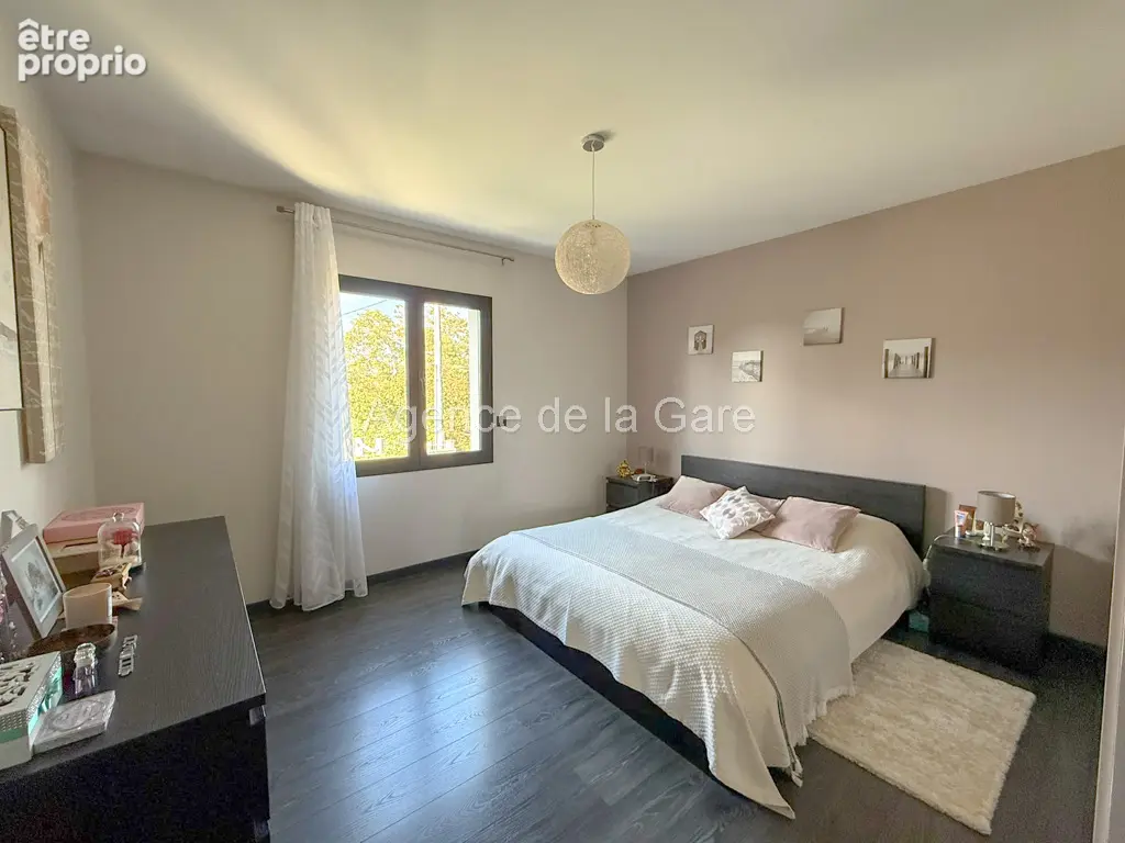 Carrières-sur-seine - belle maison familiale de 168 m² - 7 pièces - double garage - photo 12