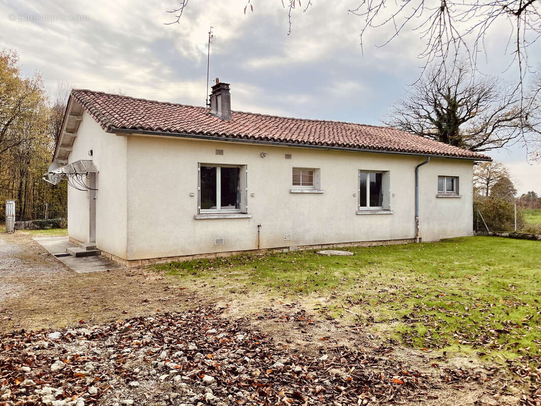 Maison à ORADOUR-FANAIS