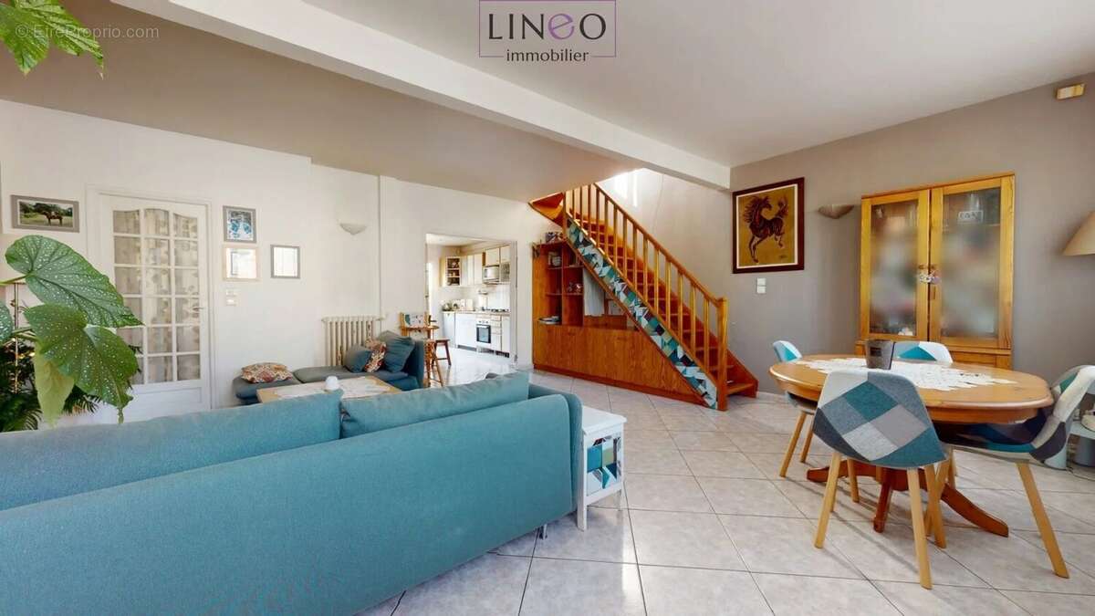 Maison à CHOISY-LE-ROI