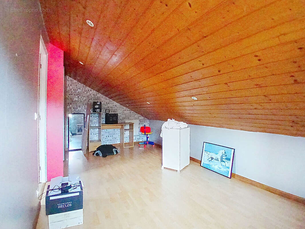 Maison à SAINT-LOUBES