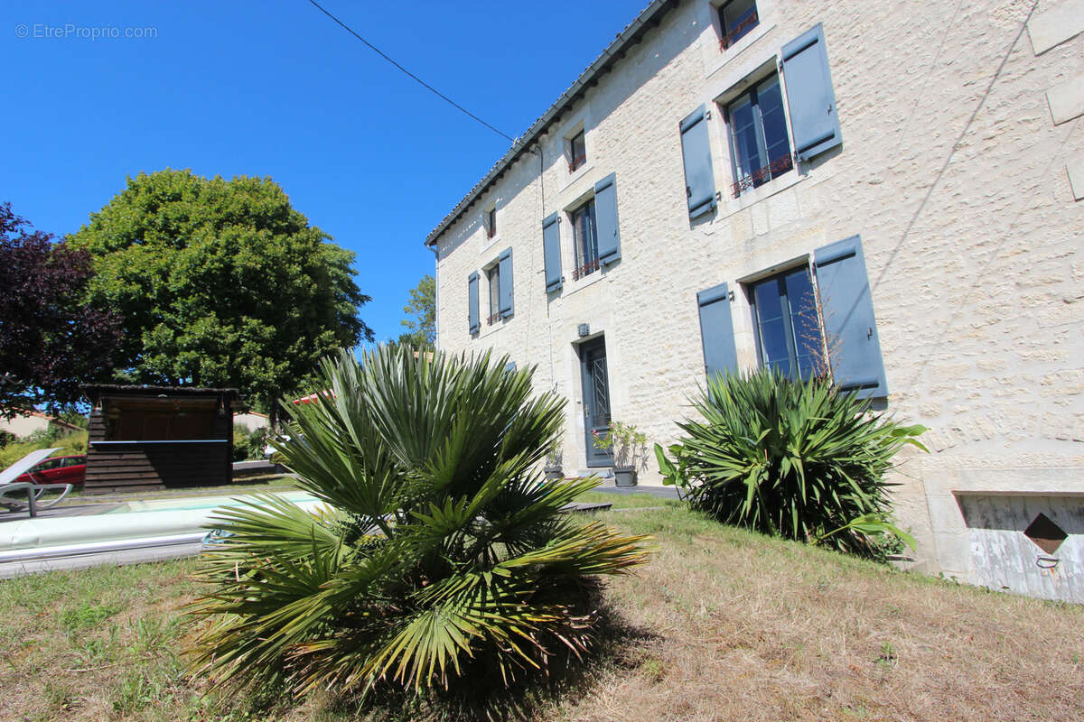 Maison à ECHIRE