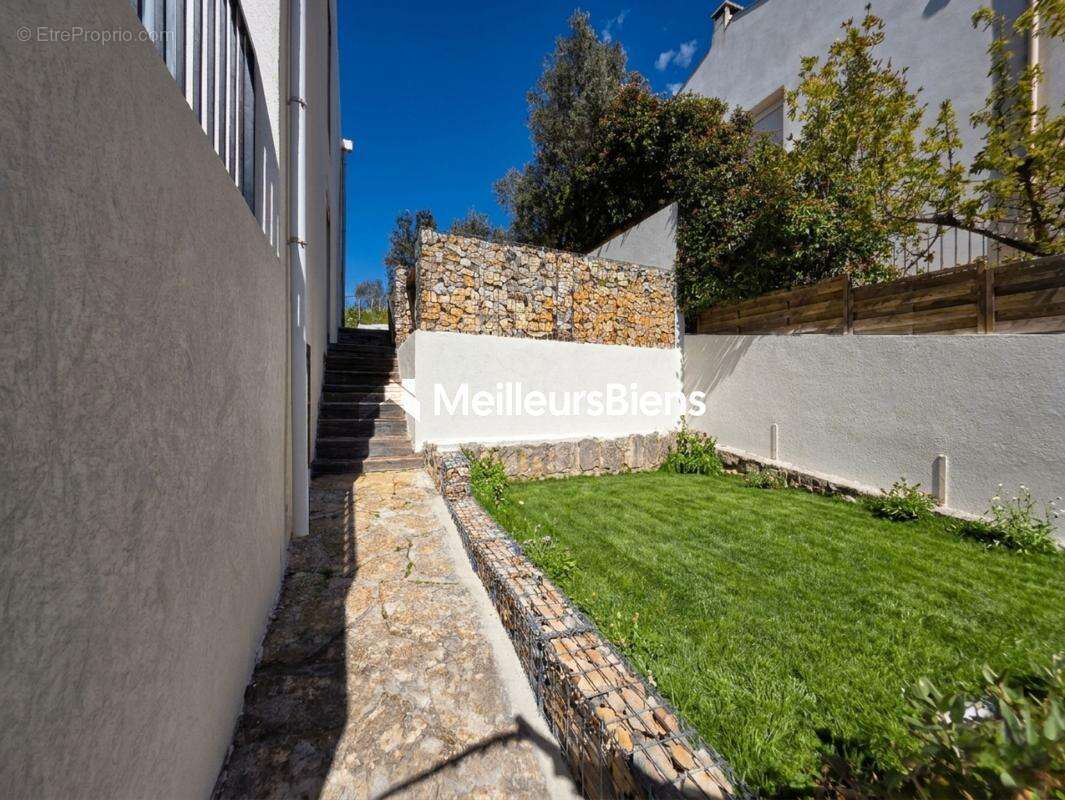 Maison à LANCON-PROVENCE
