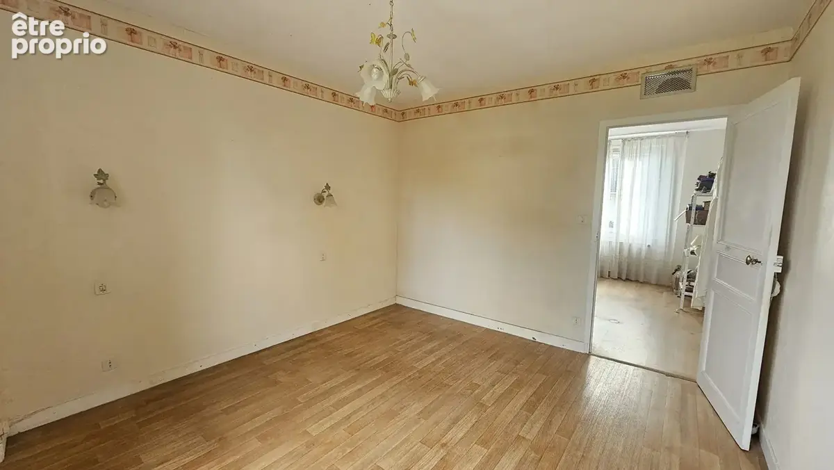 Maison à Vendre Centre Ville Combourg - photo 6