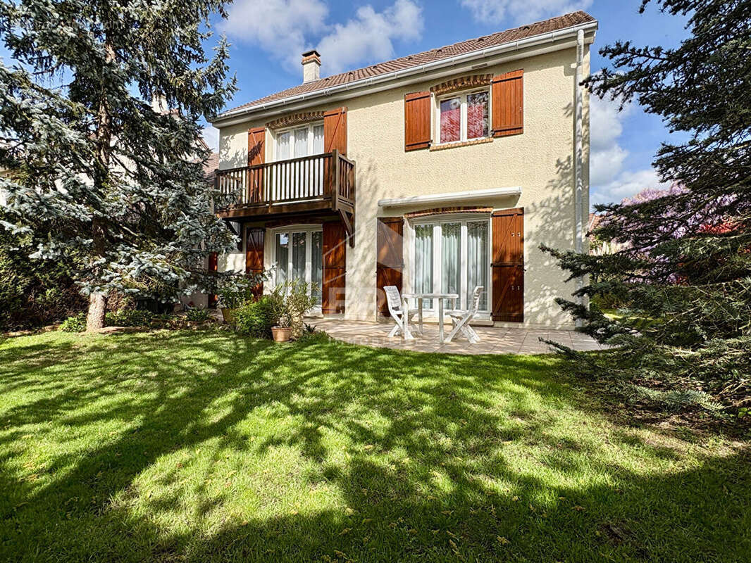 Maison à VILLEPREUX