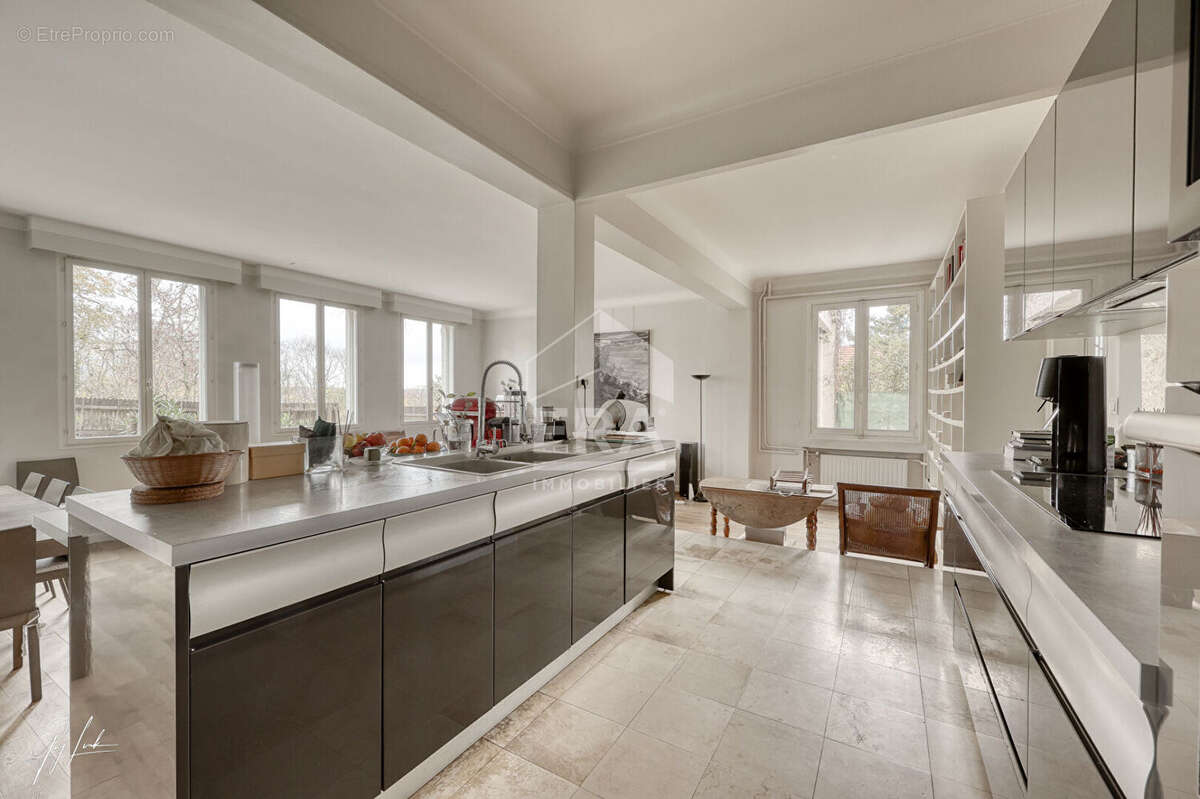 Maison 193m² à sèvres - photo 2