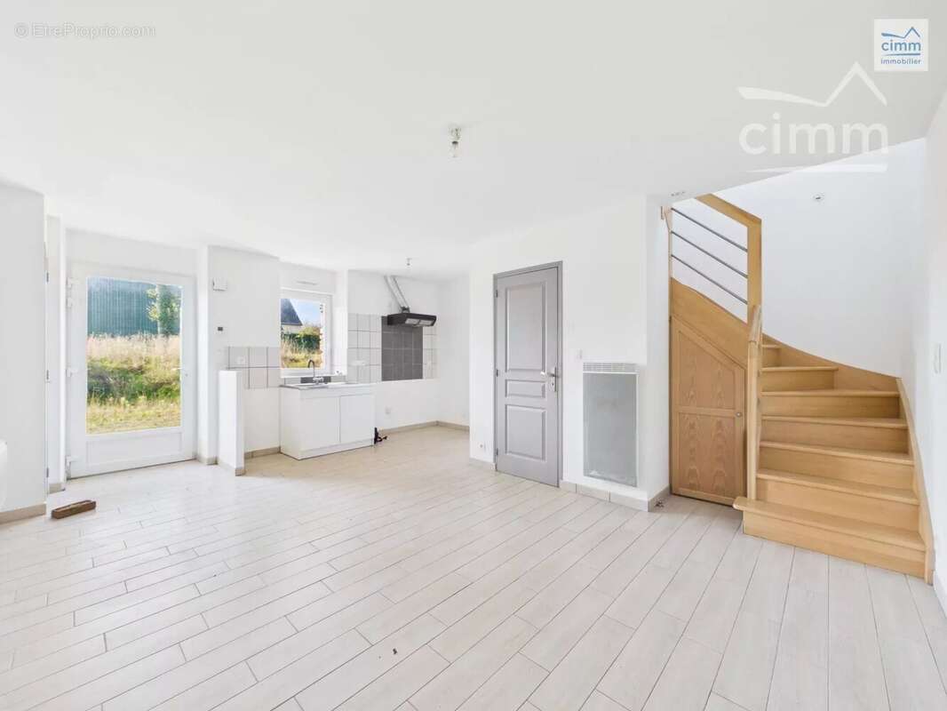 Maison à LES BRULAIS