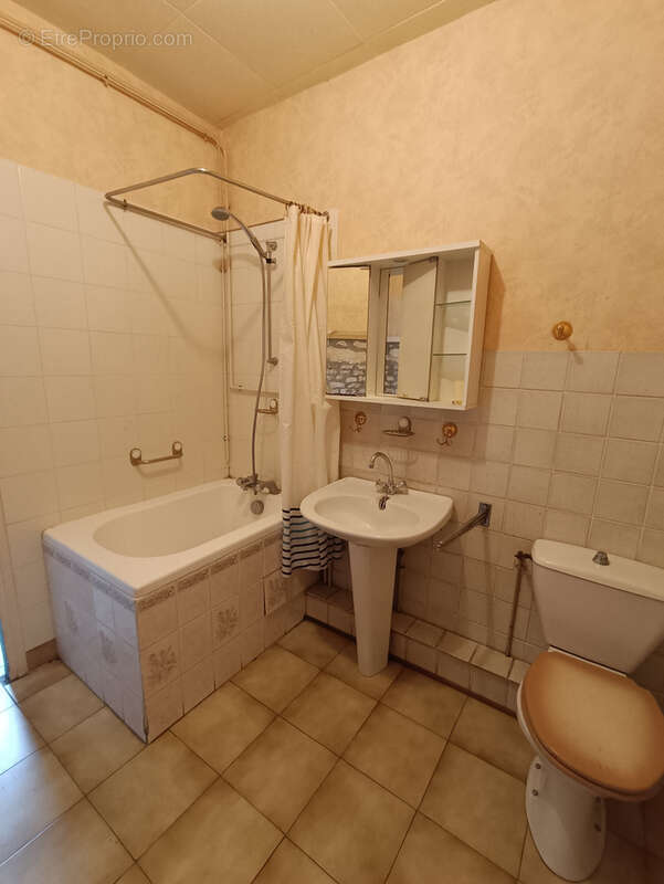 Maison à SANCERGUES