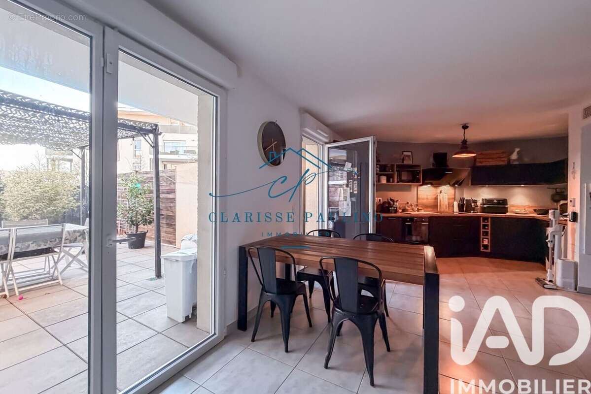 Photo 6 - Appartement à MEYREUIL