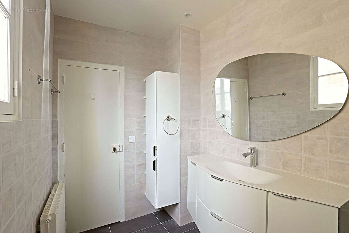 Appartement à PARIS-5E