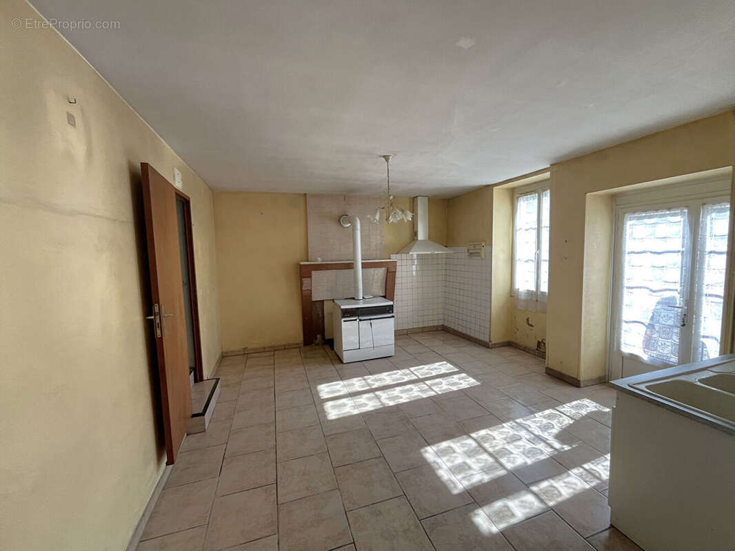 Maison de 2 chambres au coeur de Montmoreau - photo 5