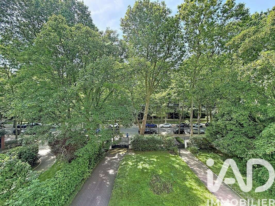 Appartement 92 m² à Neuilly-Sur-Seine  - photo 2