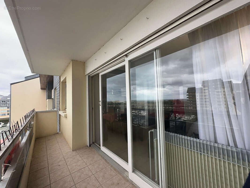 Appartement à COURSEULLES-SUR-MER